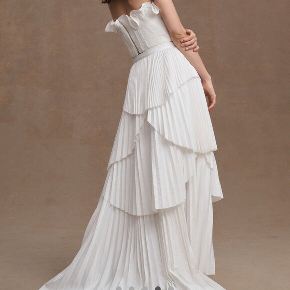 AMUR Two Piece Pleated Set